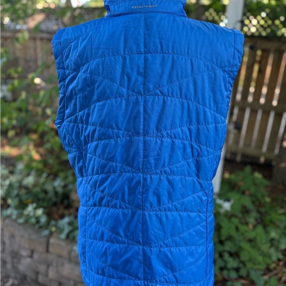 Columbia Quilted Bright Blue Women’s Vest. Size XL. - Picture 5 of 15